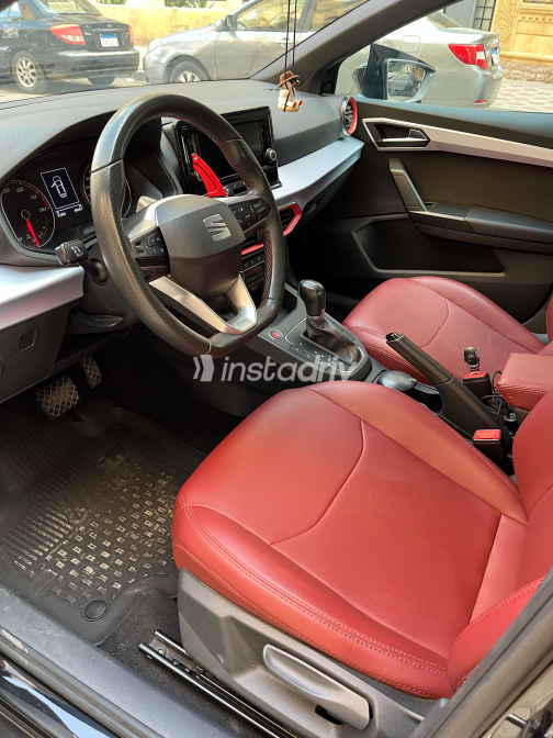 Seat Ibiza 2022 Black Automatic Used for Sale in Greater Cairo ( Cairo + Giza) - 4
