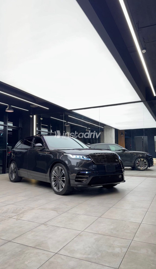 Land Rover Velar 2024 Gray Automatic Used for Sale in Greater Cairo ( Cairo + Giza) - 2