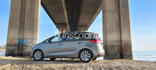 Kia Carens 2016 Gray Automatic Used for Sale in Greater Cairo ( Cairo + Giza) - 5