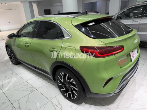 Kia Xceed 2024 Green Automatic Used for Sale in Cairo - 4