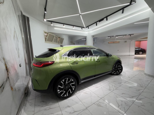 Kia Xceed 2024 Green Automatic Used for Sale in Cairo - 5