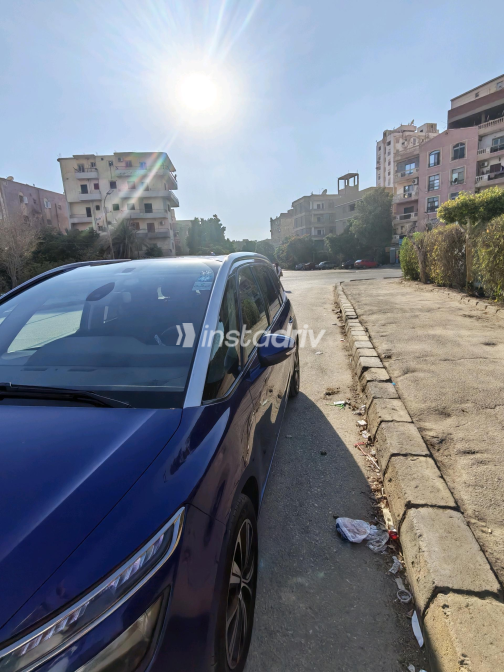 Citroën C4 Grand Picasso 2019 Blue Automatic Used for Sale in Greater Cairo ( Cairo + Giza) - 2