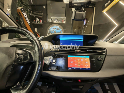Citroën C4 Grand Picasso 2019 Blue Automatic Used for Sale in Greater Cairo ( Cairo + Giza) - 8