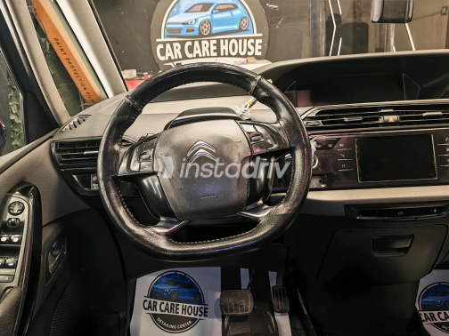 Citroën C4 Grand Picasso 2019 Blue Automatic Used for Sale in Greater Cairo ( Cairo + Giza) - 9