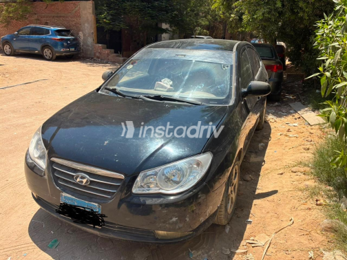 Hyundai Elantra 2010 Black Automatic Used for Sale in Greater Cairo ( Cairo + Giza) - 3
