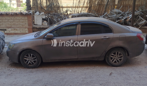 Geely Emgrand 2017 Bronze Manual Used for Sale in Greater Cairo ( Cairo + Giza) - 2