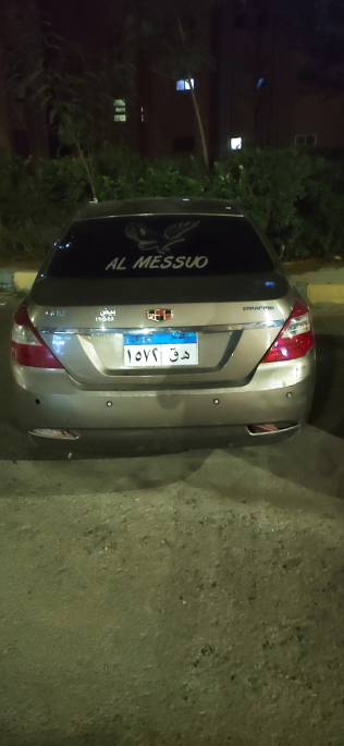 Geely Emgrand 2017 Bronze Manual Used for Sale in Greater Cairo ( Cairo + Giza)