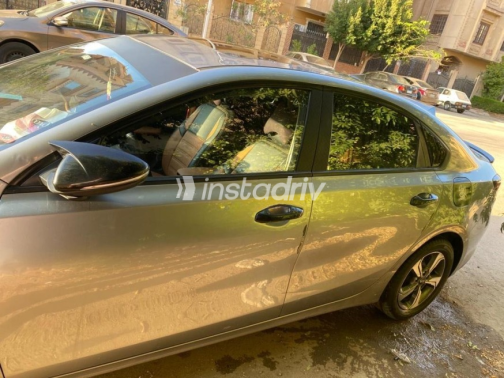 Kia Grand Cerato 2021 Dark Gray Automatic Used for Sale in Cairo - 7