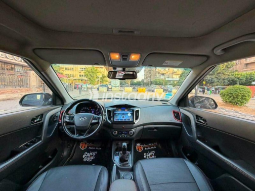 Hyundai Creta 2019 Black Automatic Used for Sale in Cairo - 5