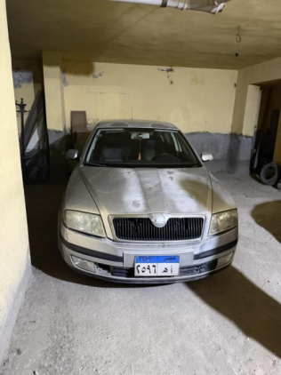 سكودا اوكتافيا A5 2006 فضي أوتوماتيك مستعملة للبيع في الجيزة