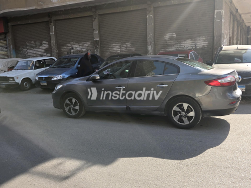 Renault Fluence 2012 Dark Gray Automatic Used for Sale in Greater Cairo ( Cairo + Giza) - 8