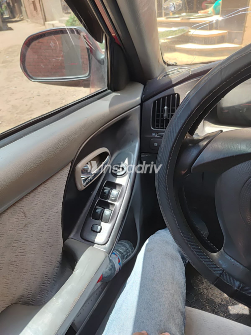 Hyundai Avante 2006 Red Automatic Used for Sale in Greater Cairo ( Cairo + Giza) - 3
