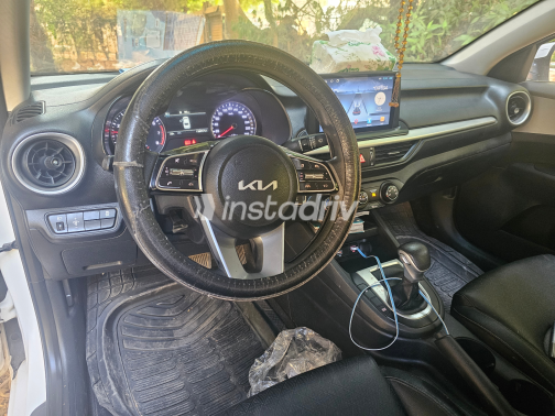 Kia K3 2022 White Automatic Used for Sale in Greater Cairo ( Cairo + Giza) - 6