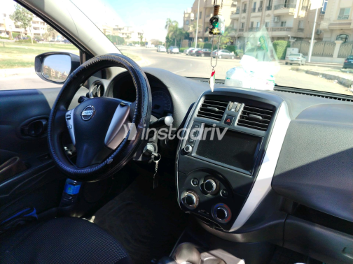 Nissan Sunny 2022 Silver Automatic Used for Sale in Greater Cairo ( Cairo + Giza) - 7