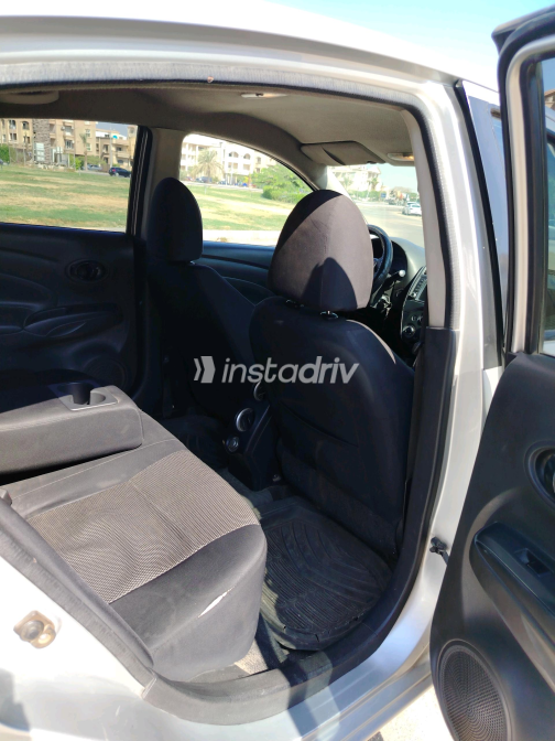 Nissan Sunny 2022 Silver Automatic Used for Sale in Greater Cairo ( Cairo + Giza) - 8