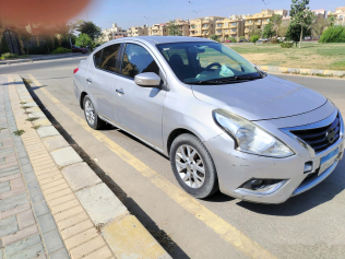 Nissan Sunny 2022 Silver Automatic Used for Sale in Greater Cairo ( Cairo + Giza)