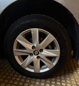 Renault Logan 2020 Silver Automatic Used for Sale in Greater Cairo ( Cairo + Giza)