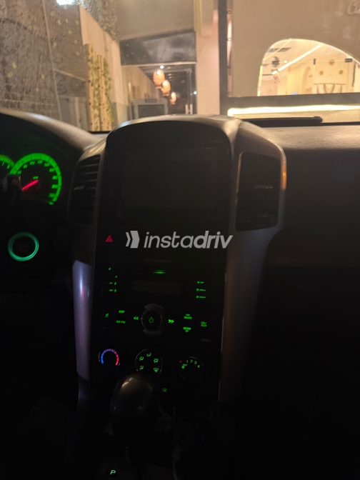 Chevrolet Captiva 2011 Silver Automatic Used for Sale in Greater Cairo ( Cairo + Giza) - 6