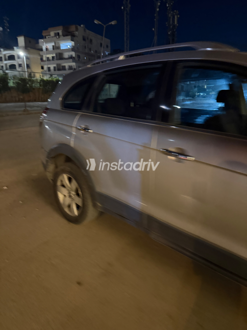 Chevrolet Captiva 2011 Silver Automatic Used for Sale in Greater Cairo ( Cairo + Giza) - 8