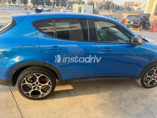 Alfa Romeo Tonale 2024 Blue Automatic Used for Sale in Greater Cairo ( Cairo + Giza) - 3
