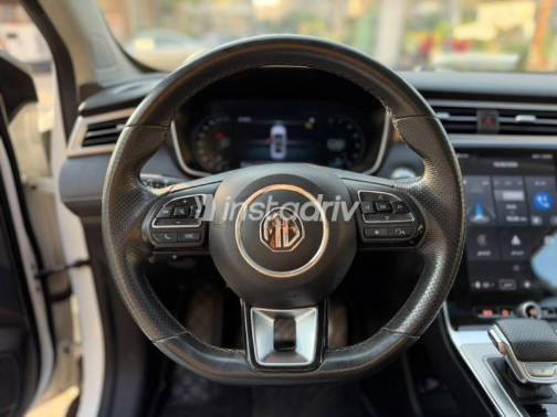 MG Rx5 2024 White Automatic Used for Sale in Cairo - 5