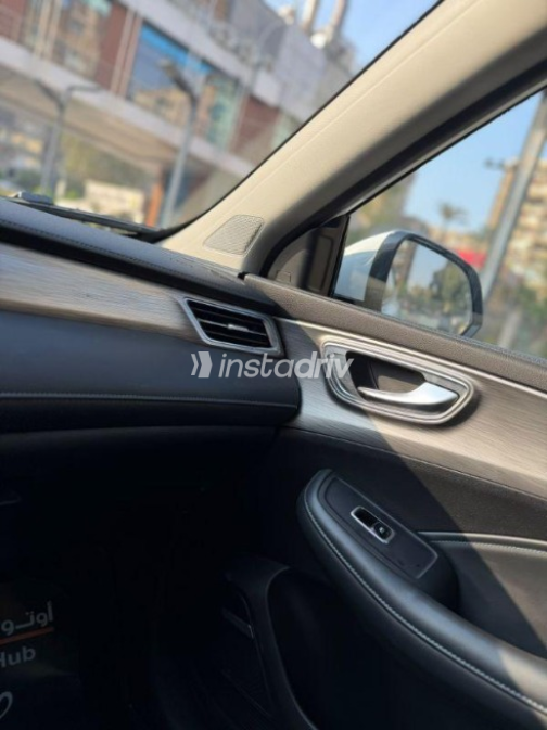 MG Rx5 2024 White Automatic Used for Sale in Cairo - 8