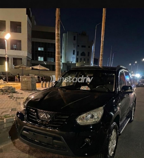 Chery Tiggo 3 2017 Black Automatic Used for Sale in Greater Cairo ( Cairo + Giza) - 3