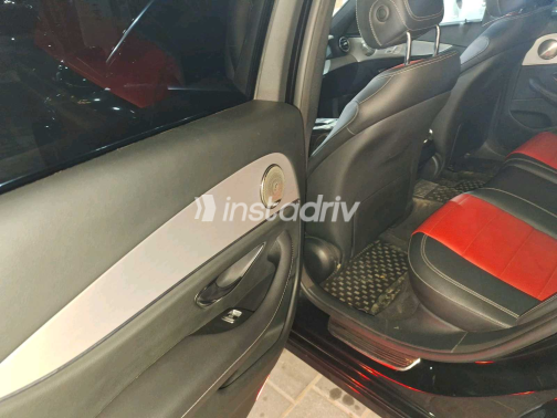 Mercedes E 300 2022 Black Automatic Used for Sale in Greater Cairo ( Cairo + Giza) - 3