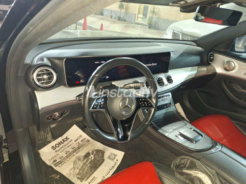 Mercedes E 300 2022 Black Automatic Used for Sale in Greater Cairo ( Cairo + Giza) - 6