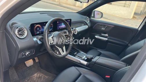 Mercedes EQB 260 2023 White Automatic Used for Sale in Greater Cairo ( Cairo + Giza) - 6