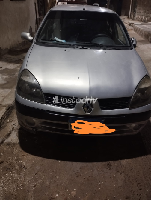 Renault Clio 2023 Silver Manual Used for Sale in Greater Cairo ( Cairo + Giza) - 4