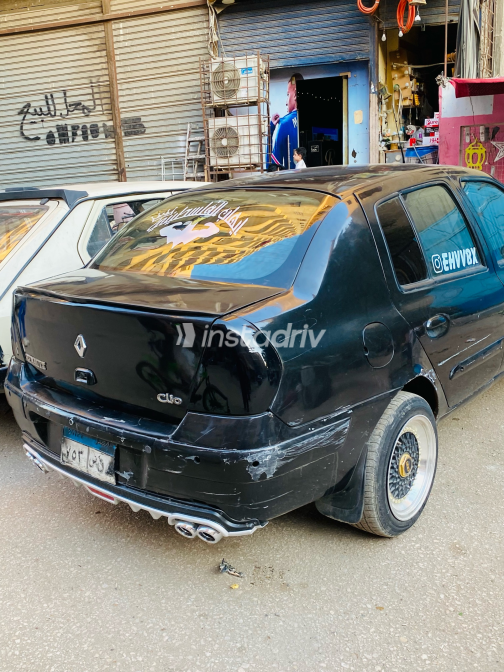 Renault Clio 2003 Black Manual Used for Sale in Greater Cairo ( Cairo + Giza) - 4