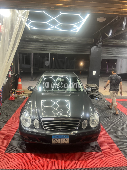 Mercedes E 240 2003 Dark Gray Automatic Used for Sale in Greater Cairo ( Cairo + Giza) - 1