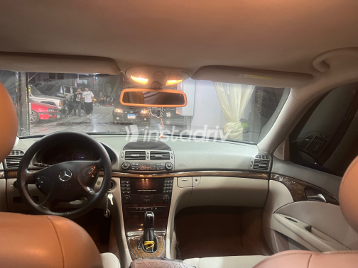Mercedes E 240 2003 Dark Gray Automatic Used for Sale in Greater Cairo ( Cairo + Giza) - 7