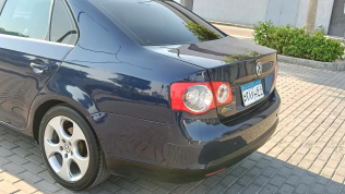 Volkswagen Jetta 2011 Blue Manual Used for Sale in Greater Cairo ( Cairo + Giza)