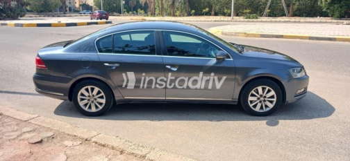Volkswagen Passat 2011 Silver Automatic Used for Sale in Cairo - 8