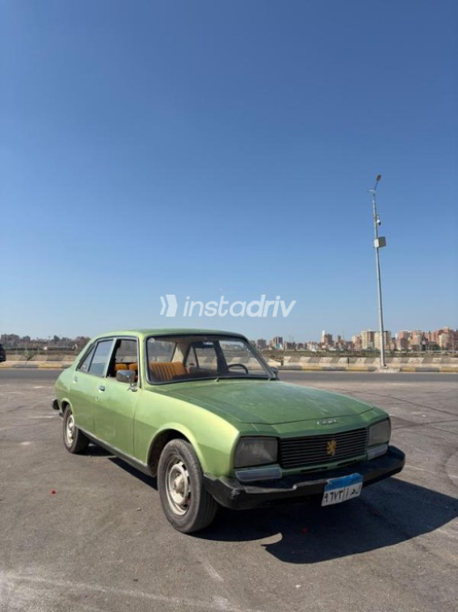 Peugeot 504 1977 Green Automatic Used for Sale in Kafr el-Sheikh - 2