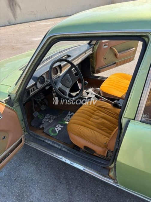 Peugeot 504 1977 Green Automatic Used for Sale in Kafr el-Sheikh - 7