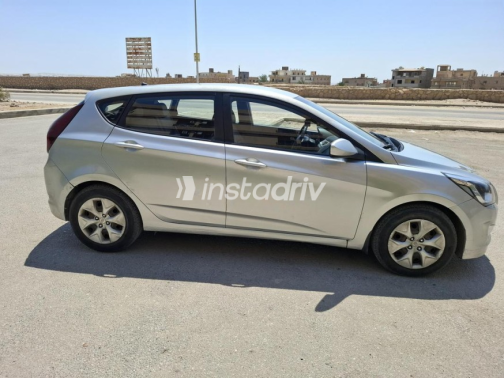 Hyundai Solaris 2017 Silver Automatic Used for Sale in Maadi - 6