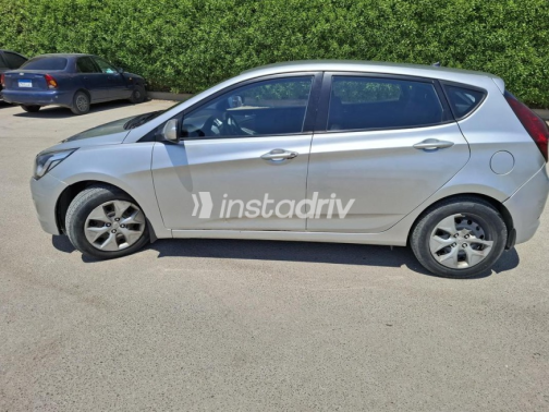 Hyundai Solaris 2017 Silver Automatic Used for Sale in Maadi - 8