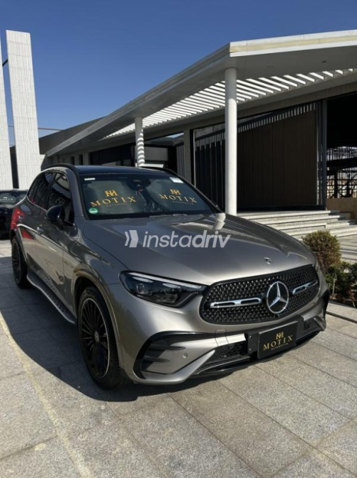 Mercedes GLC 300 2023 Silver Automatic Used for Sale in Cairo - 4