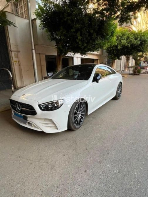Mercedes E 200 2021 White Automatic Used for Sale in Greater Cairo ( Cairo + Giza) - 2