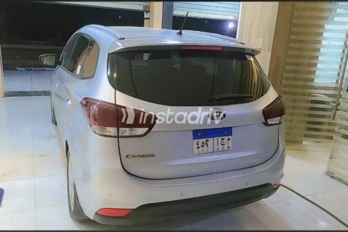 Kia Carens 2015 Silver Automatic Used for Sale in Kafr el-Sheikh - 2