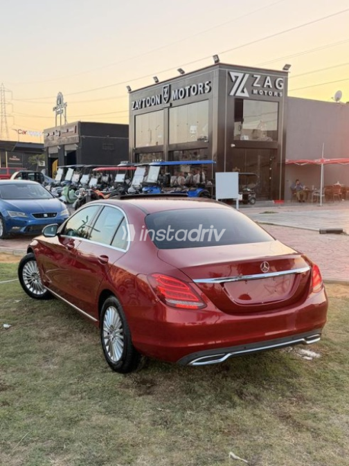 Mercedes C 180 2017 Red Automatic Used for Sale in Sheikh Zayed City - 1