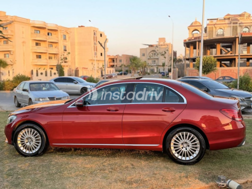 Mercedes C 180 2017 Red Automatic Used for Sale in Sheikh Zayed City - 5