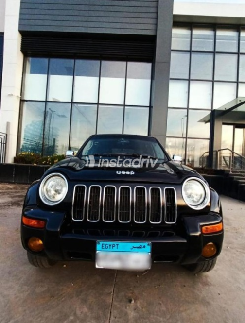 Jeep Liberty 2005 Black Automatic Used for Sale in Cairo - 1