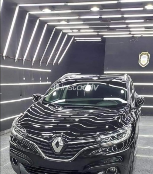 Renault Kadjar 2017 Black Automatic Used for Sale in Alexandria - 6