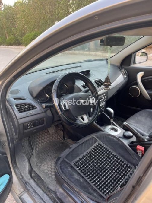 Renault Fluence 2013 Gold Automatic Used for Sale in Cairo - 7