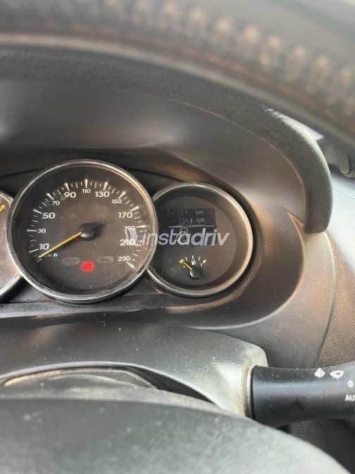 Renault Fluence 2013 Gold Automatic Used for Sale in Cairo - 8