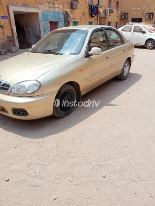 Daewoo Lanos 2005 Gold Automatic Used for Sale in Cairo - 2